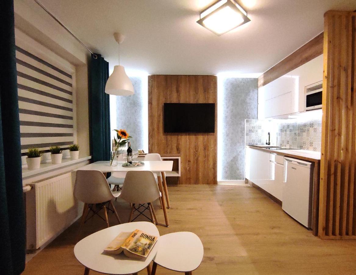 Lago Apartamenty I Pokoje Łeba Esterno foto